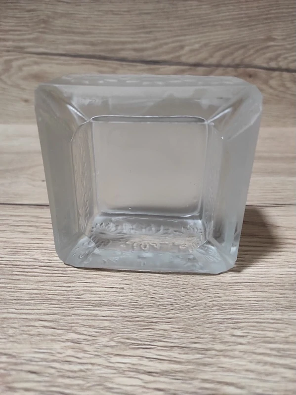 Popelník kopretiny - Jurnikl 