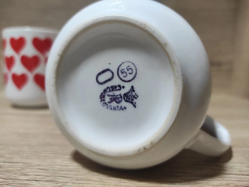 Retro sběratelské hrníčky 