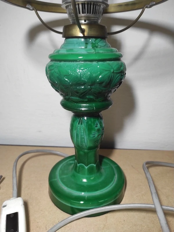 Retro elektrická malachitová lampička