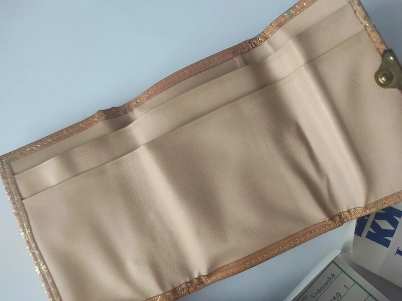 Retro kožená dámská peněženka 