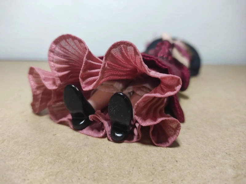 Porcelánová panenka 