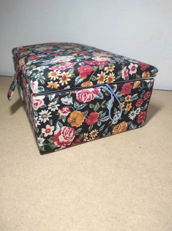 Kazeta/Košík na šití 