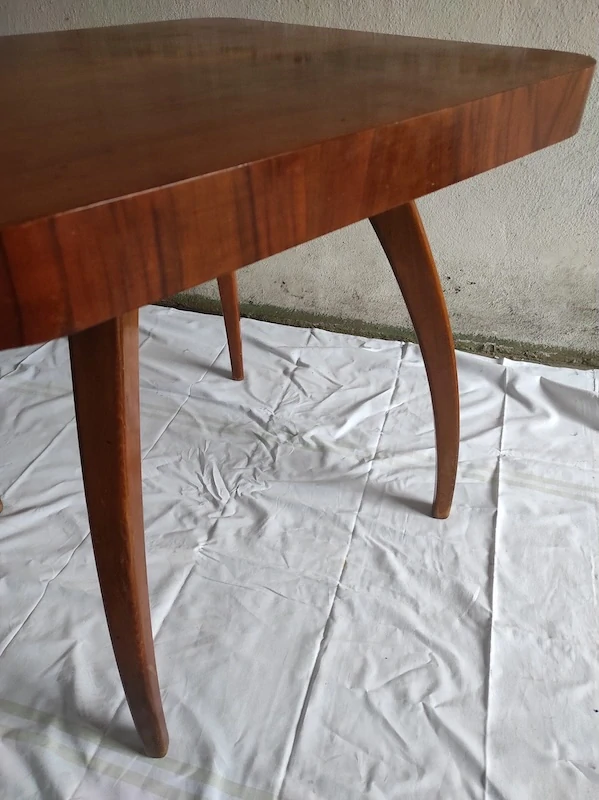 Konferenční stolek Halabala 