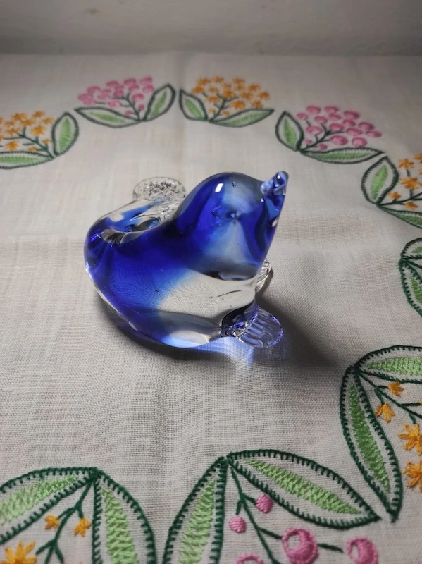 Skleněná figurka tuleň