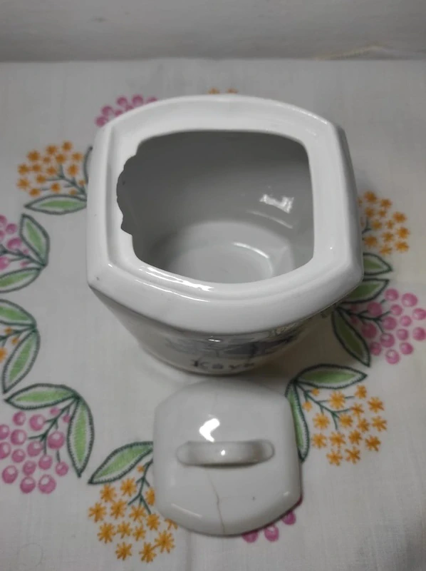 Starožitná kořenka - Káva