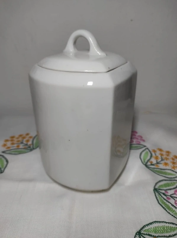 Starožitná kořenka - Houska 