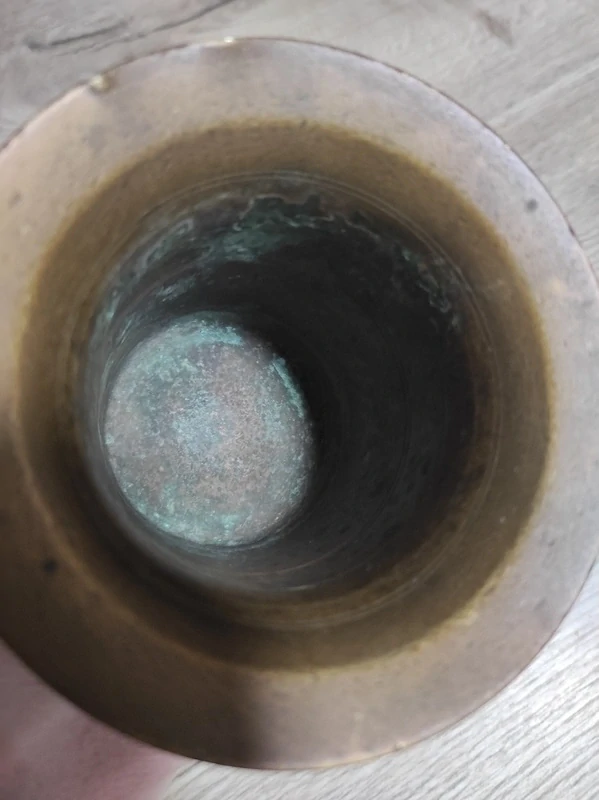 Starý mosazný hmoždíř č. 4