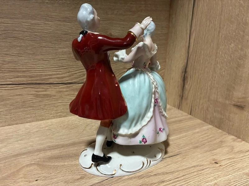 Porcelánová soška Taneční pár – Royal Dux