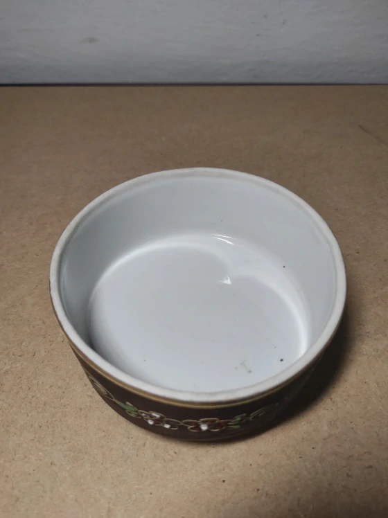 Stará japonská dóza 