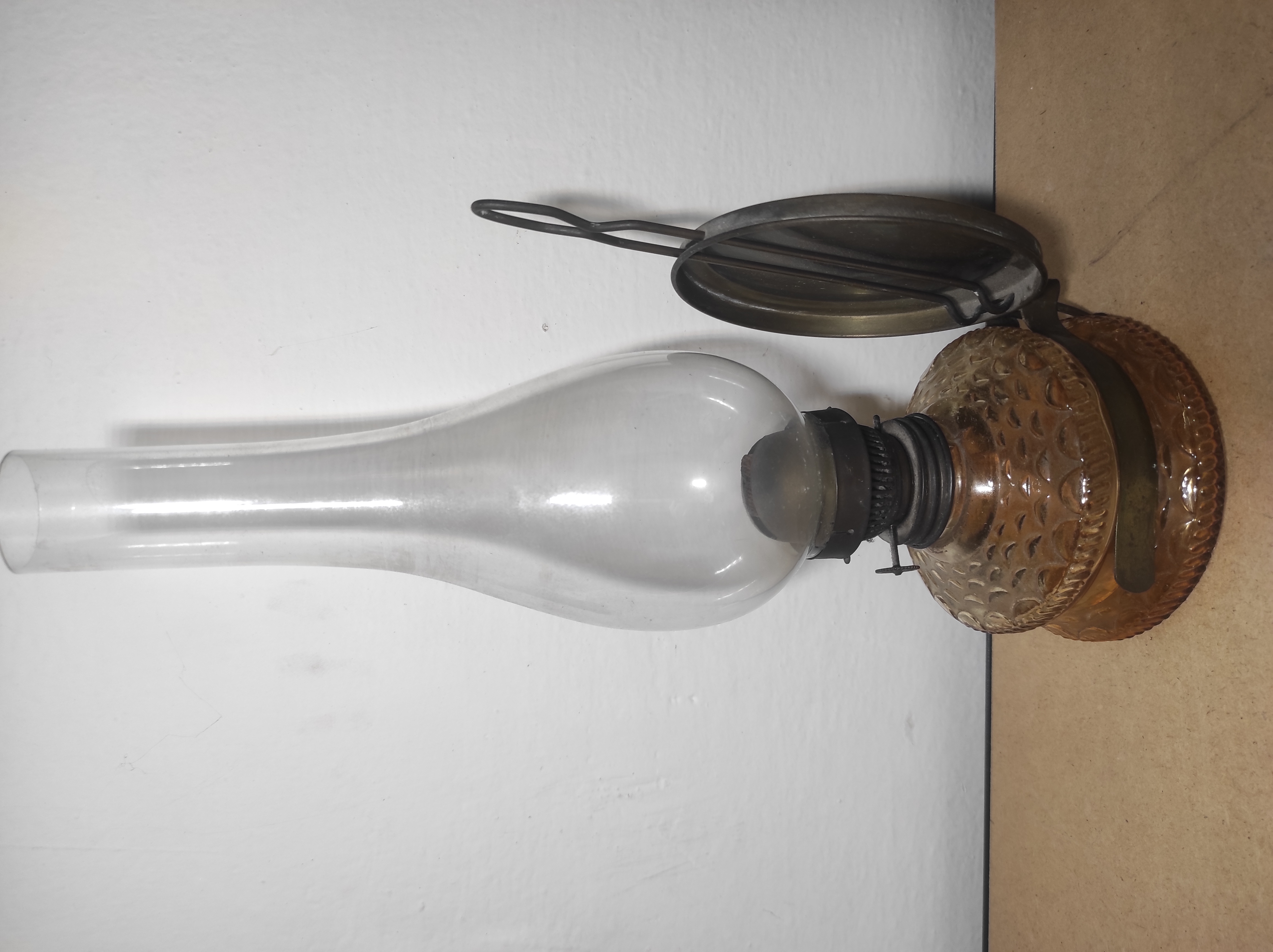 Stará petrolejová lampa 