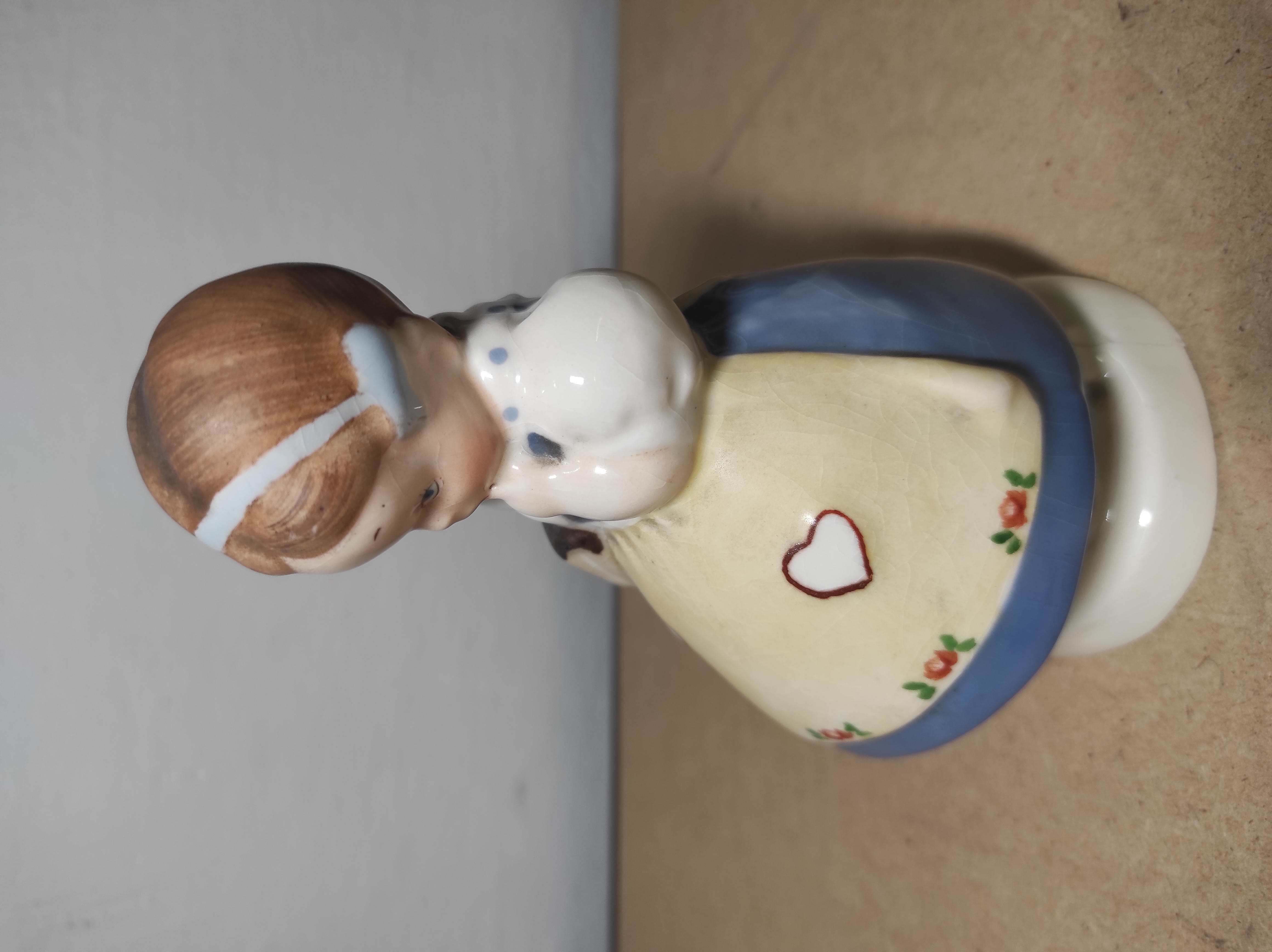Soška porcelán holčička Royal Dux