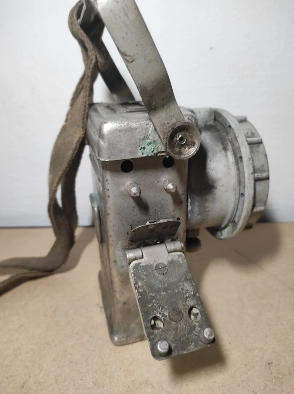 Stará hornická lampa typ 16621 E