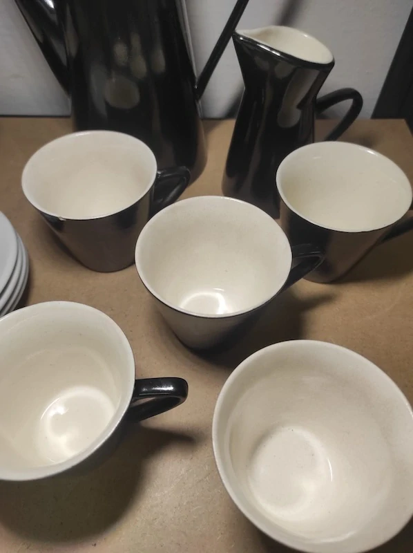 Keramický kávový servis J. Radová, Kožlany