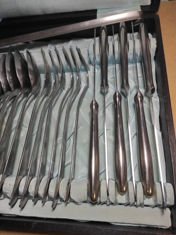 Příbory sada v kufříku Sandrik Anticorro 