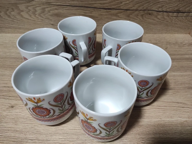 Sada retro hrníčků 