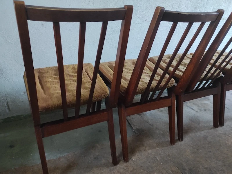 Retro židle k renovaci 
