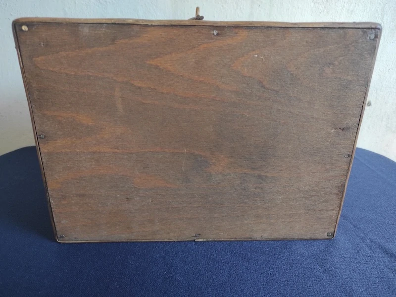 Retro košík na šití 