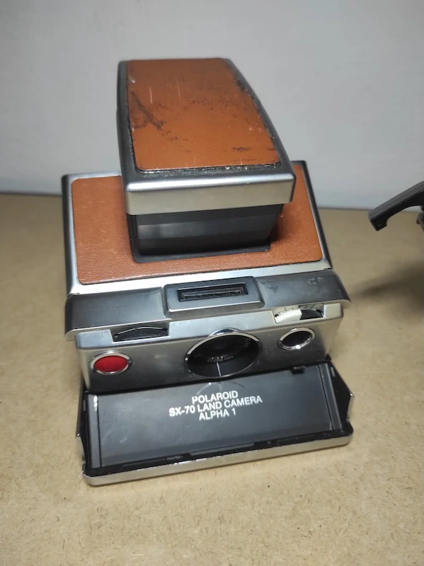Polaroid SX-70 Alpha 1