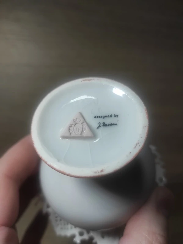 Váza Royal Dux - J.Radová 