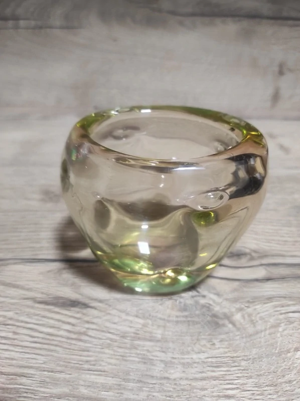 Autorská váza hutni sklo 
