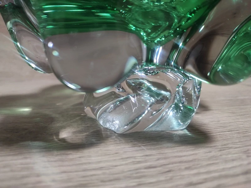 Popelník hutní sklo 