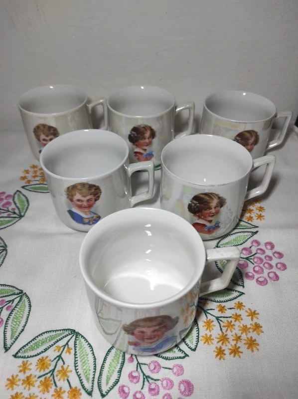 Staré porcelánové hrnky 6 ks