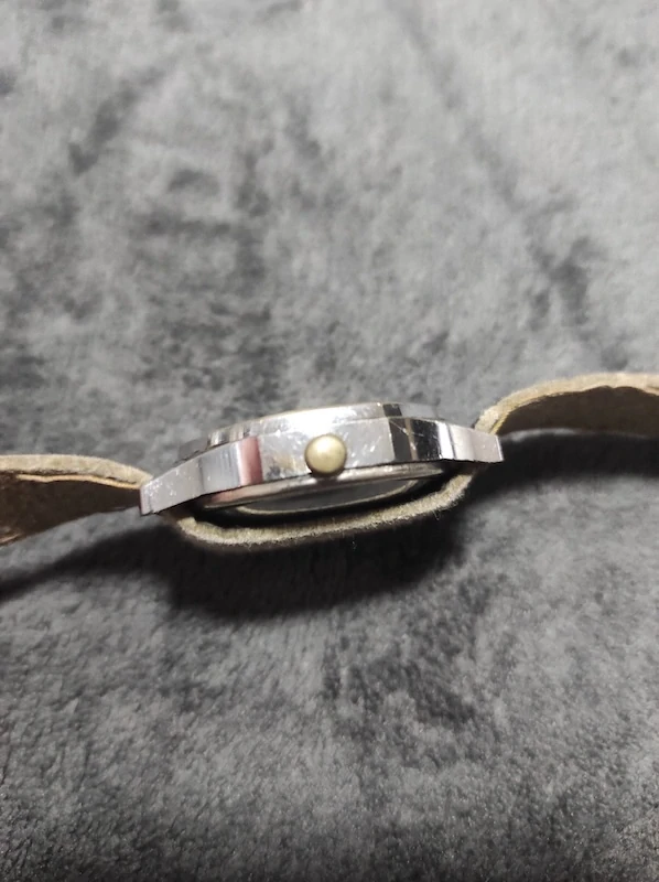 Hodinky Prim Quartz 