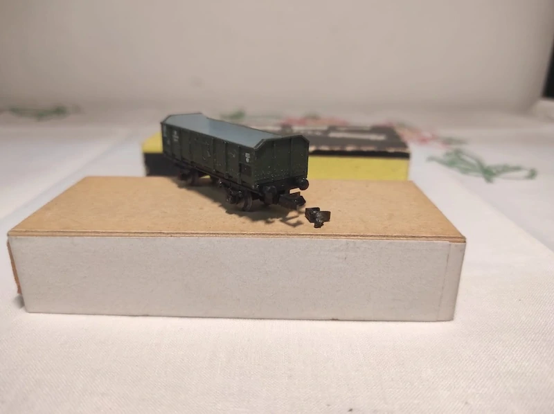 PIKO vláčky – 2 ks (poškozené)