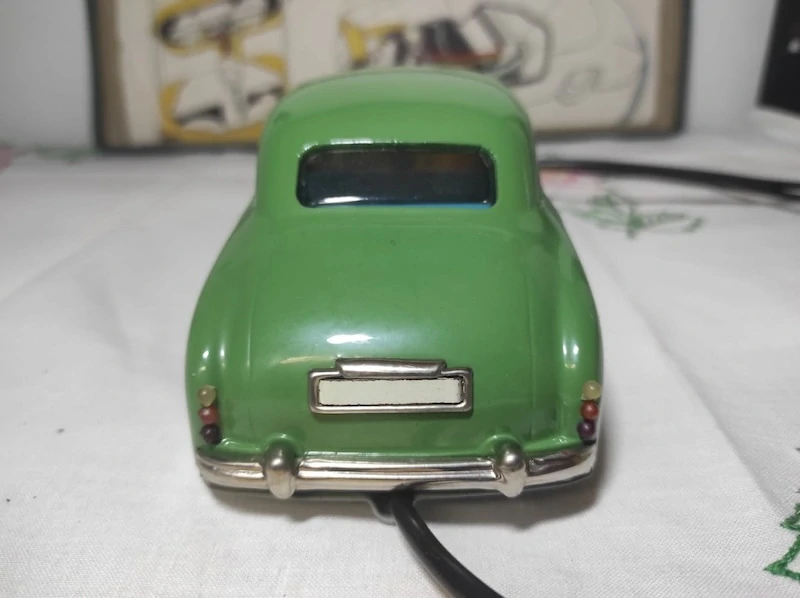 Škoda 1200 Sedan Igla – verze na bowden