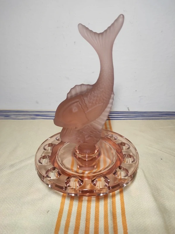 Ikebana z rosalinového skla Art Deco – Josef Inwald, návrh Rudolf Schrötter