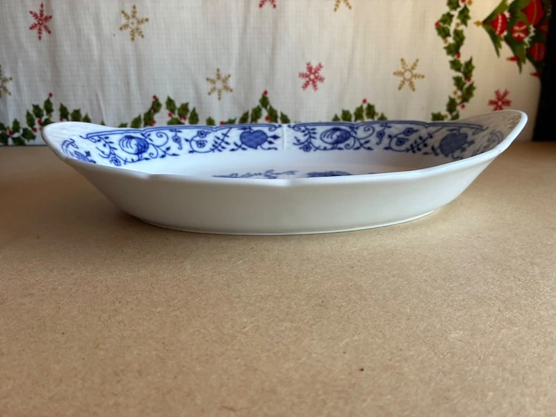 Porcelánová mísa – cibulák Thun
