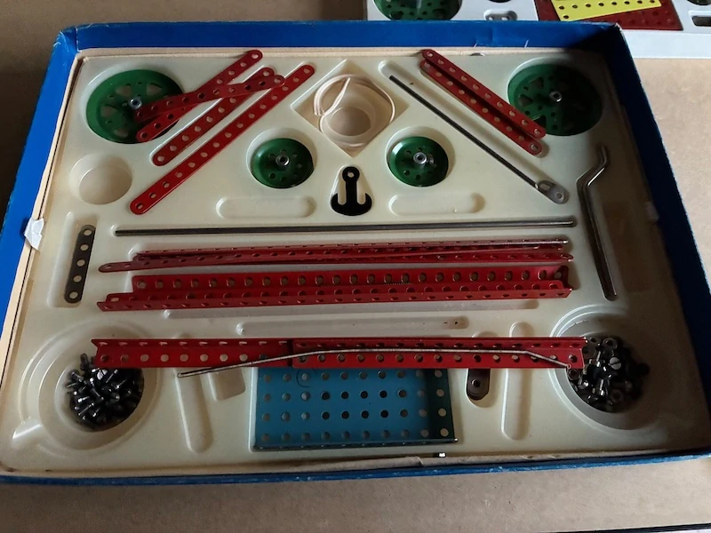 Retro stavebnice MERKUR 5 – ČSSR (2 patra)