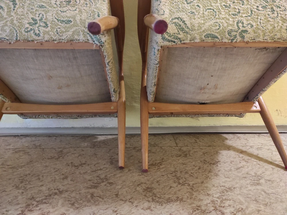 Křesla Tón k renovaci 