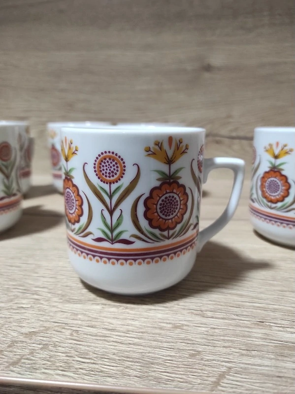 Sada retro hrníčků 