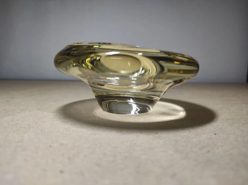 Popelník hutní sklo 