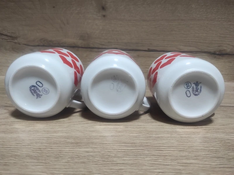 Retro hrníčky Czechoslovakia 