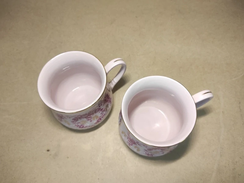 Růžový porcelán H&C - Hrníčky 