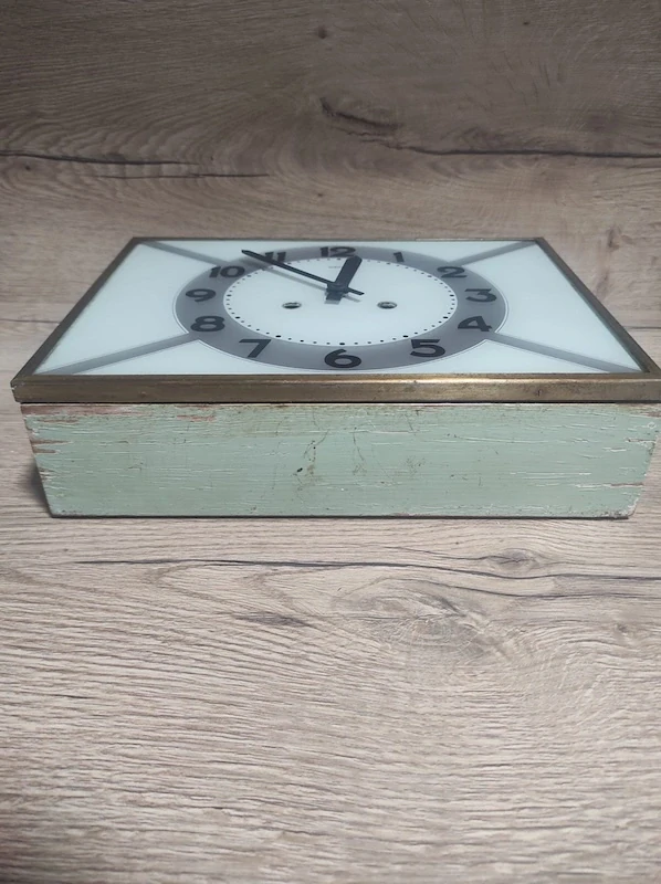 Staré kuchyňské hodiny KIENZLE 