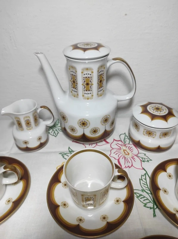 Ateliérový kávový servis LADA, Pirken Hammer 