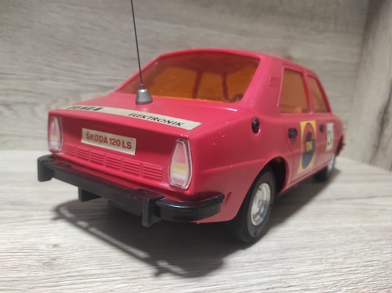 Škoda 120 LS - Typ ZU 2651 TESLA