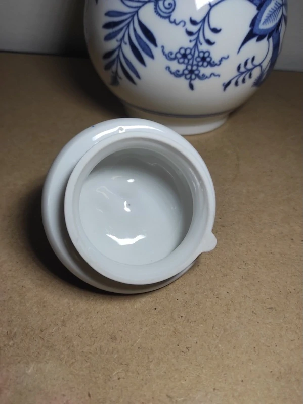 Čajová konvice - cibulák Dubí 