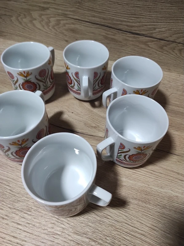 Sada retro hrníčků 