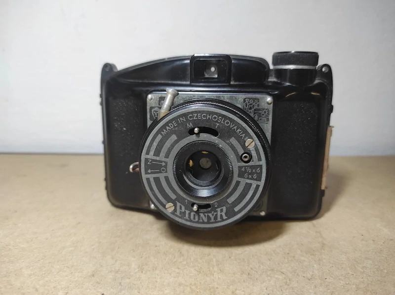Starý fotoaparát Pionýr 