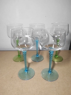 Skleničky na stopce 