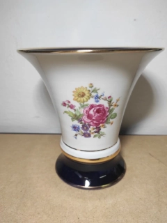 Porcelánová váza Royal Dux
