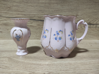Hrníček pomněnky + vázička, růžový porcelán 
