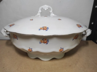 Starožitná terina - polévková mísa značeno