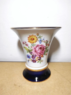 Porcelánová váza Royal Dux