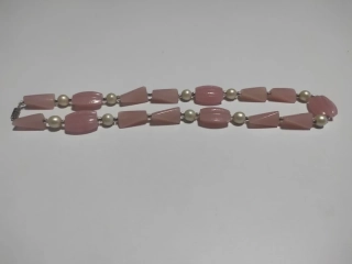 Retro dámský růžový náhrdeník 