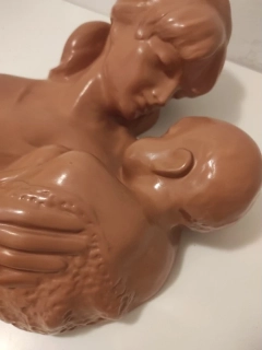 Keramická plastika - Matka s dítětem 